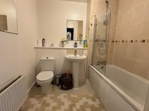 1 Bed Flat - Sleeps 4 - Pets - Parking - Wifi - Image 4