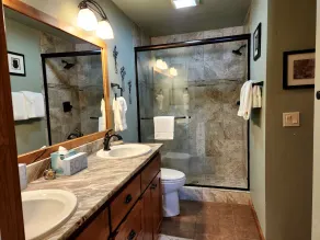 32 Meadow House: 2 BR / 2 BA condo à Sunriver, pour 4 personnes - Image 5