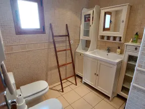 bellissimo chalet per 6-7 persone. con gr. Giardino, WiFi, piscina, clima, vicino al mare - Image 2