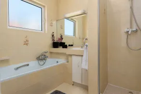 Alexander Road 7B - Image 5