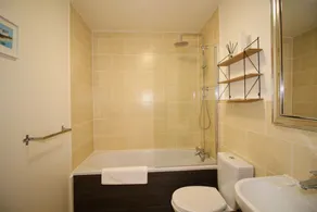 Hare Cottage, Covenham Holiday Cottages - Image 2