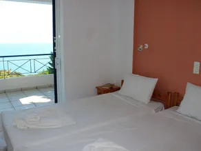 Villa ELENI 3 quartos, 2 banheiros, piscina privativa, vista para o mar. EOT licenciado. - Image 2