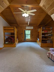 Beautiful Log Home on 5 acres private beach-steps down the road! - Image 2