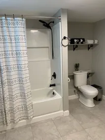  Holley Rentals 2 bedroom sleeps 6 - Image 5