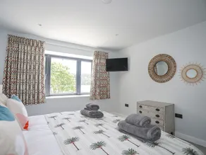 YNYS FAELOG, pet friendly, country holiday cottage in Menai Bridge - Image 4