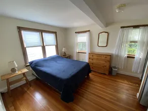 Private Lake Front Cottage - Image 5