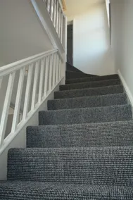 Nottingham Spacious Modern Home with Netflix & massive garden - Image 2