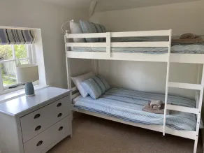 Spacious period cottage walking distance to shop, cafe and pub - Image 4