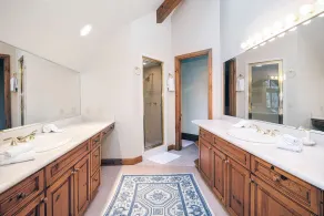 803 Holden Rd, home - Image 4