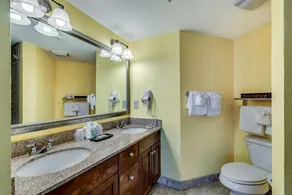 · Spacious 4 Bdrm Oceanfront Condo - #1 Resort in Myrtle Beach - Image 4