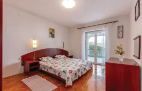Gemütliches Haus in Novi Vinodolski - Image 4
