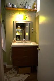 Taylor's Pharmacy Guesthouse - Image 2