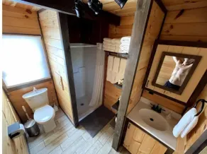 Private Lakefront Cabin with Hot Tub, Beach and Room for 10 - Image 5