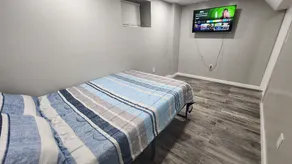 Cozy 2 Bedroom Luxury Basement Near Airport-NYC -Dream Mall -Prudential Center - Image 5