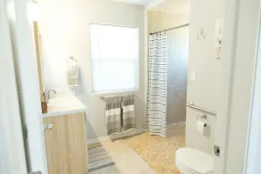 The View House with Hot Tub - Image 3