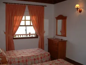 Casa los Viñedos (A) mit Blick auf das Meer, die Berge und die Vulkane. - Image 4