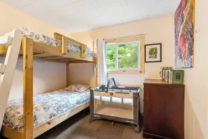 Lakefront 3 Bedroom Cottage - sleeps 6 - Image 3