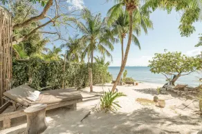 LOLA 13 BR Beachfront Villa Compound - Image 4