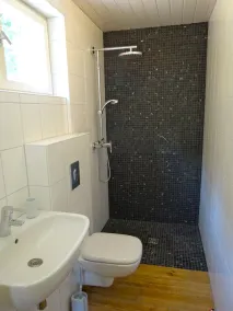 Casa confortevole tra il torrente e il bordo della foresta - Image 3