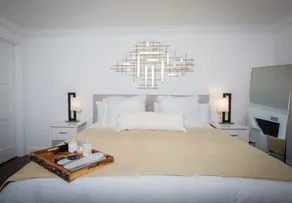 Amazing Views with Heated Pool and Jacuzzi Near Beach - Image 4
