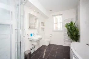 Georgian Coach House Mews Central Bath - Image 4