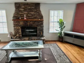Remodeled Countryside Getaway with its own private hiking trail. - Image 2