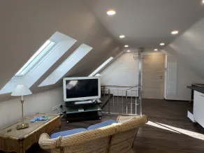 Fantastic loft with river view - Image 2