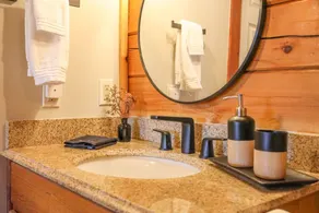 Luxury, Curated Lakefront Cabin with New Hot Tub. Near Breweries and Vineyards! - Image 3