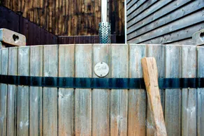 Digby's Hut - Image 4