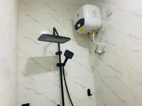 AZ KINGS HOTEL AND APARTMENT - Image 3