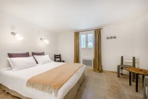 Farmhouse i midten af ​​Provence - Image 5