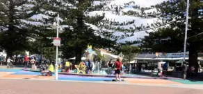 Waterfront Holiday Apartment, north facing, superb 180 deg views, sunny balcony - Image 3
