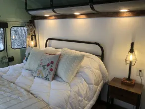The Park Bus BnB - Image 3