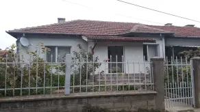 Country side house situated near the Danube river and the Bechet-Oryahovo ferry. - Image 4