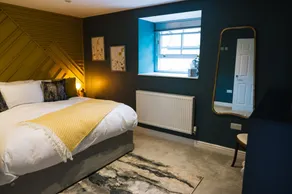Snowdon Studio Apartment - Image 5