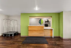 WoodSpring Suites Port St Lucie - Image 4