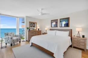 Modern Condo Steps from the Private Beach with Amazing Views - Image 5