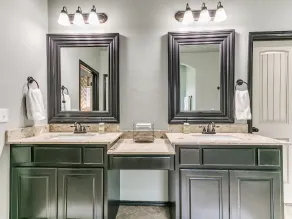 Spacious Deer Creek Home with Study and Yard - Image 4
