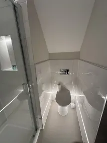 Contractors Guest House - Image 5