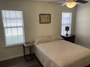 Beautiful South Grand Lake House on Disney Island - Image 4