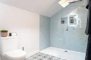 Luxury private apartment between historic Salisbury and the New Forest. - Image 4