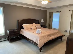 Saratoga Retreat with Private Hot Tub and Heated Saltwater Pool - Image 5