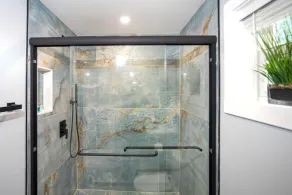 LakeAccess 4 Bed 3 Full Bath HOT TUB - Image 3