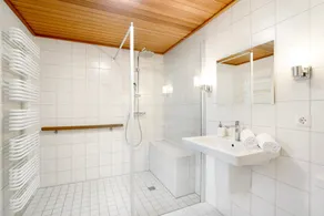 Holiday Home 'Olendeel' with Private Terrace, Private Garden and Wi-Fi - Image 5