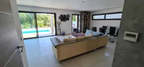 Magnificent villa with heated pool and jacuzzi - Image 5