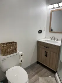 Light and Airey new apartment on Apple Orchard minutes from Sylvan Beach - Image 2