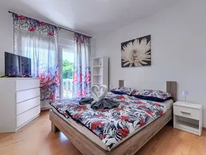 Holiday Home Lola by Interhome - Image 4
