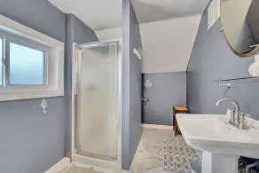 The Allen House - Chic and Colorful 3BR Downtown Ellicottville - Image 3