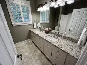 West Knoxville - Guest Cottage in Private Wooded Neighborhood - Image 2