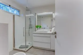 Jardin Figuiers AP4123 by Riviera Holiday Homes - Image 3